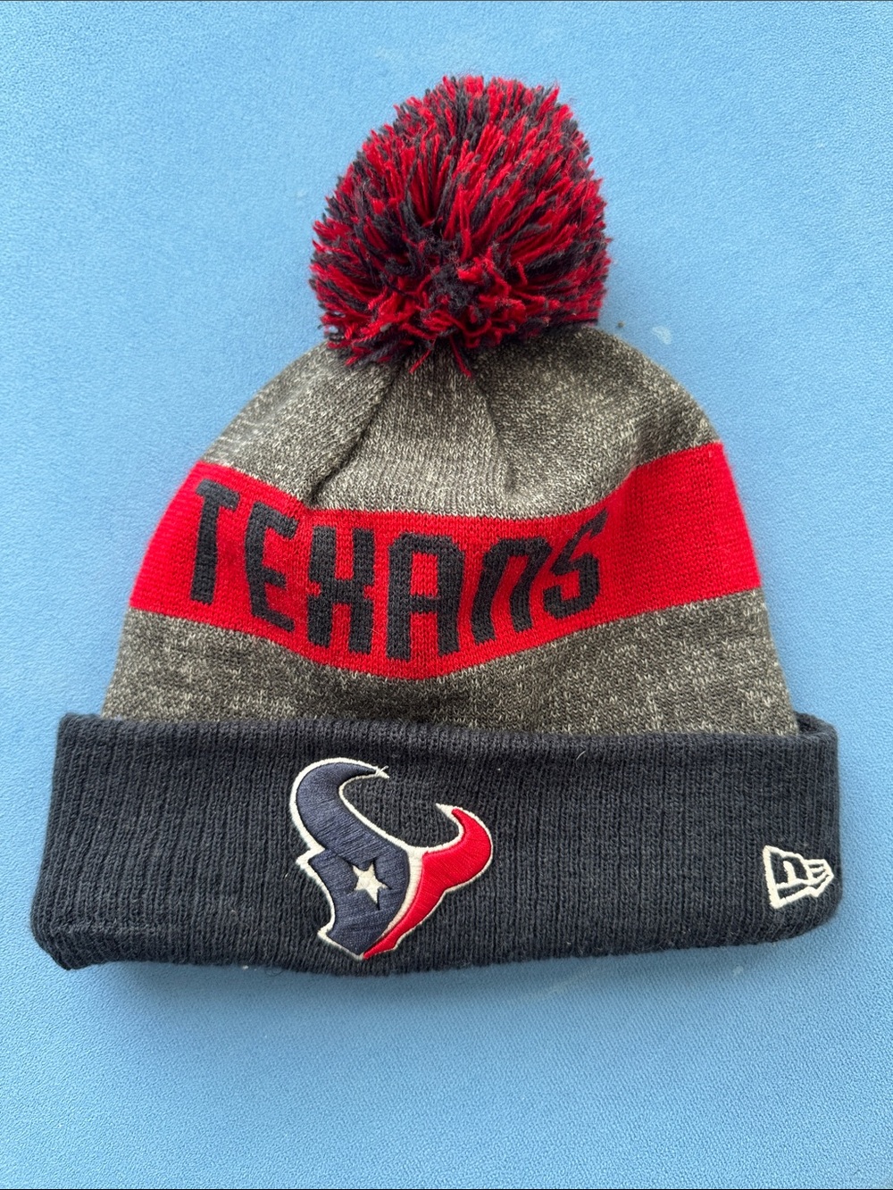New Era Houston Texans Knit Pom Beanie - Red, Gray, Navy